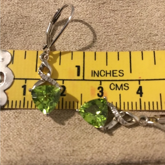 NWOT Madagascar Natural Peridot & White Topaz 925 Lever Back Earrings - Picture 2 of 14